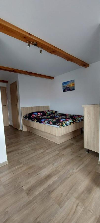 Hybryda Hotell Łeba Exteriör bild